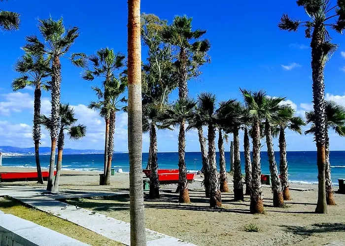 Beachfront San Pedro Alcantara Apartament *